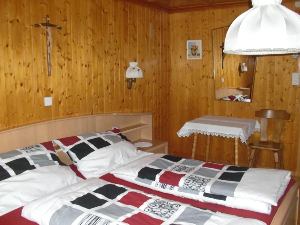 Haus Oberer Appartement Schruns Buitenkant foto