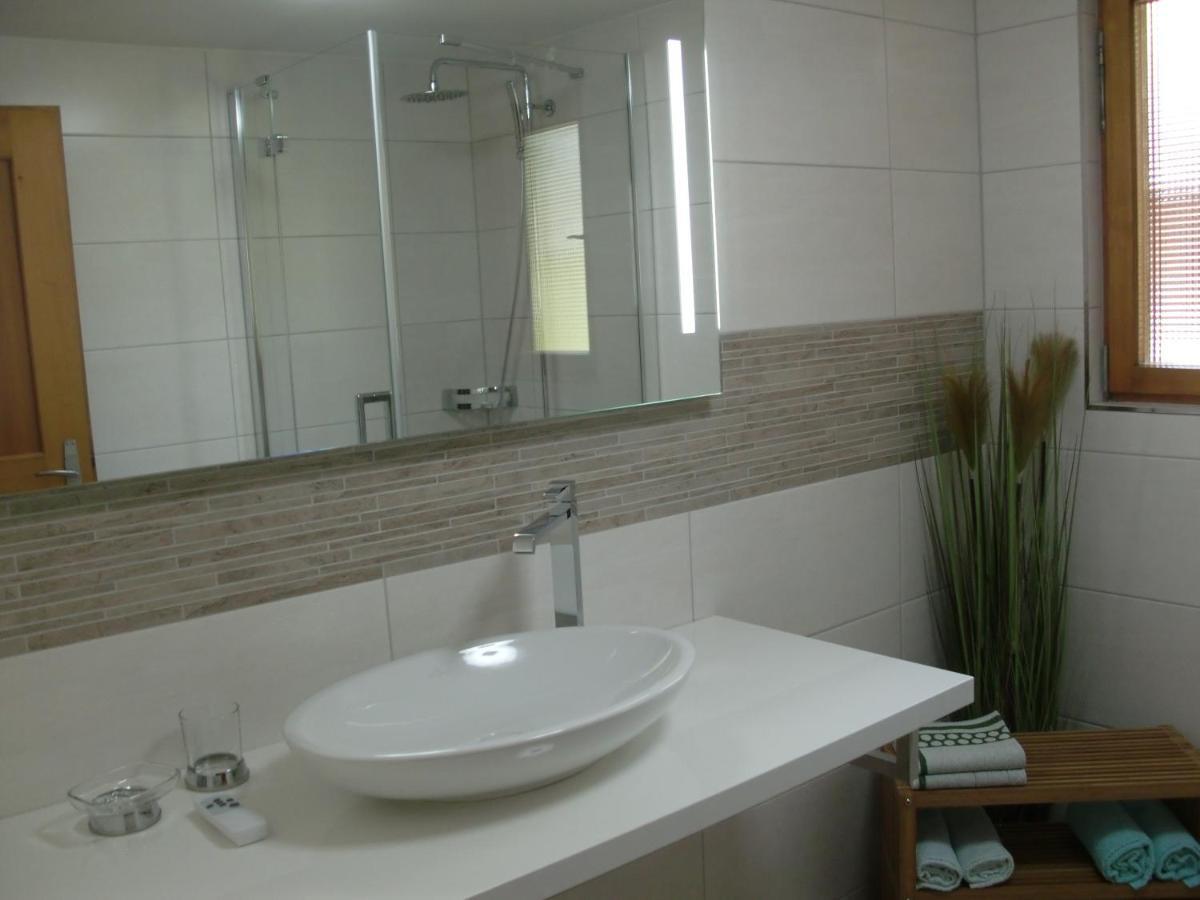 Haus Oberer Appartement Schruns Buitenkant foto